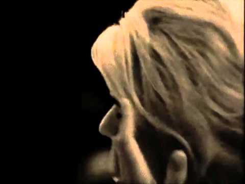 Videoclip de Big Girls Are Best — U2