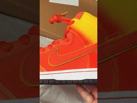 Nike SB Dunk High Sweet Tooth Candy Corn #nike #sneaker #sneakerheads #nikedunksb