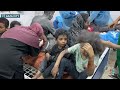 Israel bombs UNRWA clinic in Gaza City, killing displaced civilians - Video
