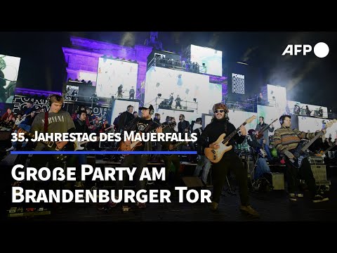 35. Jahrestag des Mauerfalls: Große Party am Brandenburger Tor | AFP