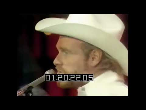 Celebration (Mike Love) - Almost Summer (TV Appearance) [HD, color corrected]