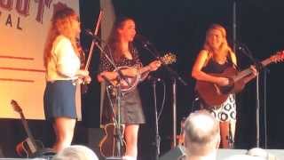 Sara Watkins - Sarah Jarosz - Aoife O'Donovan - Lord Lead Me On - Red Wing Roots 2015