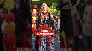 Download lagu ini dia Prabu Klono Sewandono dengan pecut samandiman yang sakti #karnaval #djadivlog #fypindonesia mp3 Download lagu ini dia Prabu Klono Sewandono dengan pecut samandiman yang sakti #karnaval #djadivlog #fypindonesia mp3