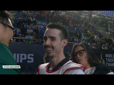 216 Round of 32 MEN M  58KG THA YODRAK T  AUS LEWIS B