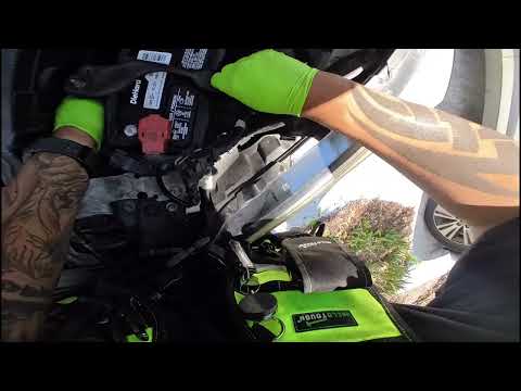 2015 Honda CR-V (jump start battery/ replacement new battery)