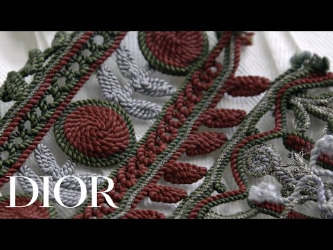 Autumn-Winter 2018-19 Haute Couture Show - Maison Lesage