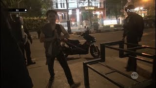 Download lagu Efek Mabuk Pria Ini Jadi Ngawur ke Petugas - 86 mp3 Download lagu Efek Mabuk Pria Ini Jadi Ngawur ke Petugas - 86 mp3