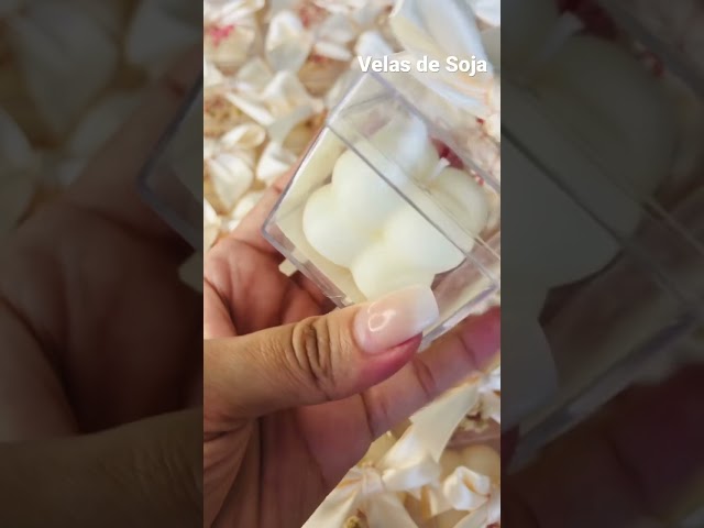 Vídeo relacionado con 50 velas perfumadas decorativas en forma de corazón para fiestas, cumpleaños, propuestas, bodas, fiestas, 3,8 x 3,8 x 1 cm (rojo)
