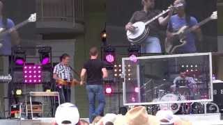 Josh Turner/Medley(Me and God,Live For the Love Of God,Go With Me)