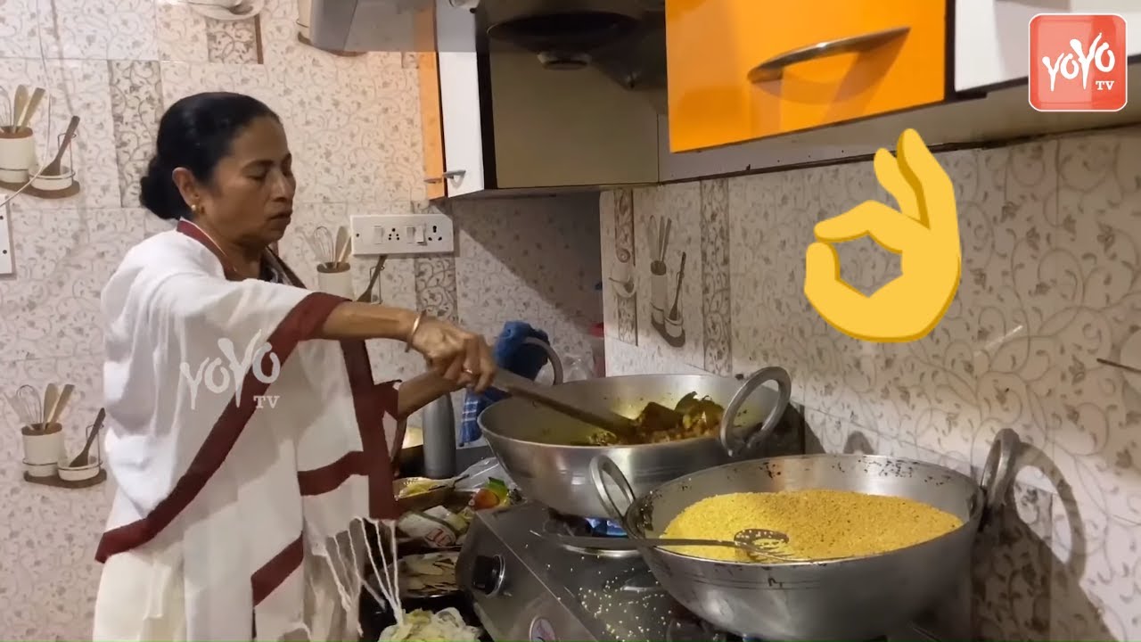 West Bengal CM Mamata Banerjee Cooking Food At Home | TMC | YOYO TV Channel