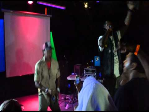 SMIF - N - WESSUN / MIC HANDZ / VVS.VERBAL