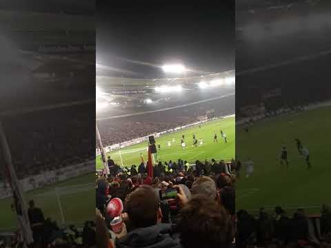 Akolo verschossener Elfmeter VfB Stuttgart gegen FC Bayern München