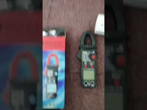 DIGITAL CLAMP METER - ST184