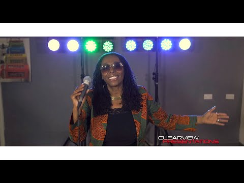 CARROLL THOMPSON - Broken Hearts & Hopelessly in Love