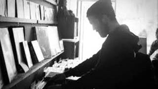Chet Faker - I&#39;m Into You - (Acoustic Piano Live At WNYC 19-11-13, NYC)