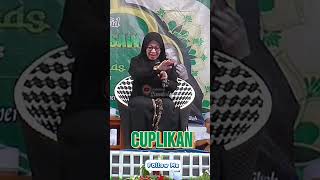 Download lagu HJ. AAH NURUL MUHIBAH #sundanesetalks #shortvideo #funny #study #sundanesereligion mp3