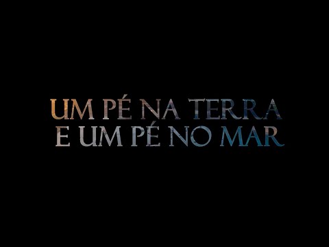 Um pé na terra e um pé no mar