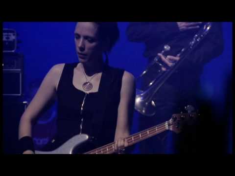 Farin Urlaub Racing Team - Worte fehlen [LIVE - Lass es wie ein Unfall aussehen]