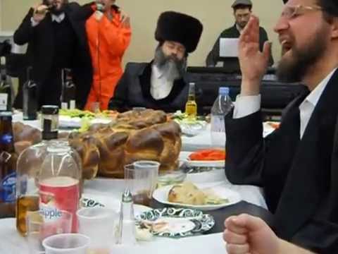 Aleksander Rebbe of Cleveland Purim Seudah