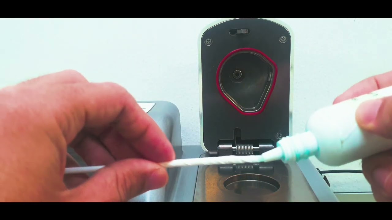AquaLab TDL - tutorial de limpeza da câmara de leitura e sensores