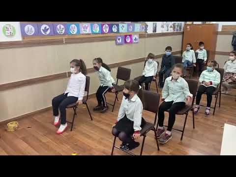 Roxana Nacu - Muzică și mișcare (joc 1) muzica G. Bizet