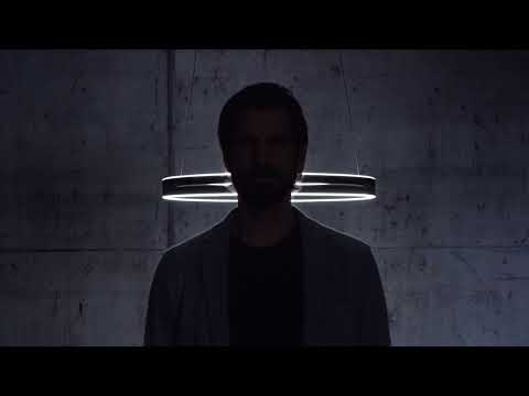 Die Neuhaus PURE E-Loop Pendelleuchte wurde ausgezeichnet mit Red Dot Winner 2024 best of the best