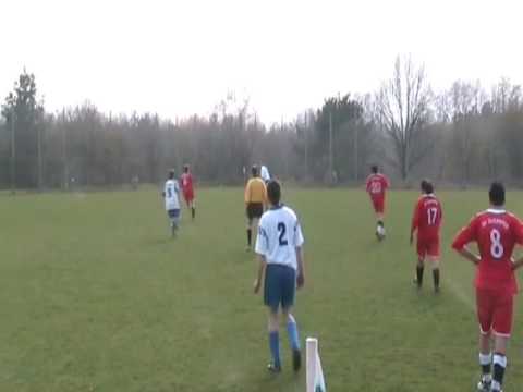 5. April 2009: Dennis Tscharntke zum 3:5 für TUS Kirchdorf II