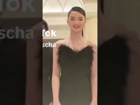 She’s so elegant, even when dancing in this beautiful outfit. #kaimontinola