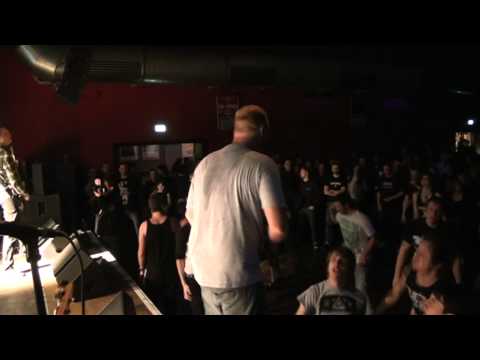 BORN FROM PAIN - RELENTLESS