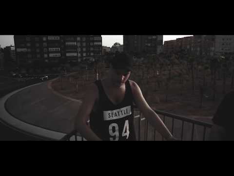 Xhelios  ft. Rid3r - Algo mejor - Prod. Cornmill (VIDEOCLIP OFICIAL)