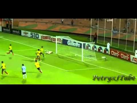 Incredible free kick goal by Juan Quintero