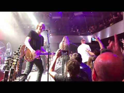 Jerry Cantrell - Man in the Box (Live @ Lucerna Music Bar, Prague; Jun-29-2022)