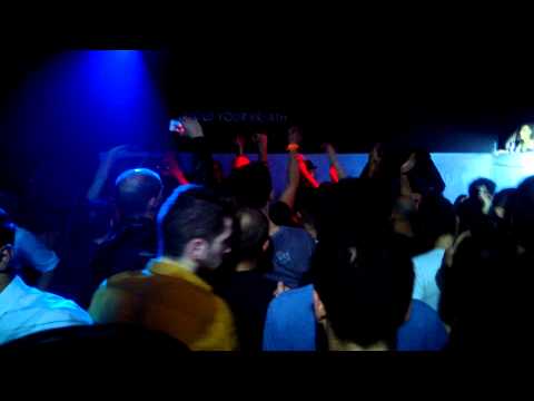 SAM PAGANINI - NYE - ATHENS - DIVE