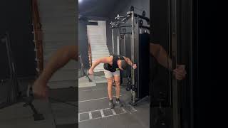 PÁJAROS UNILATERALES EN POLEA BAJA