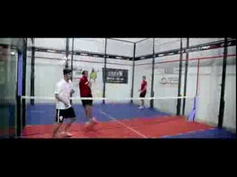Spot de Eleazar Ocaña y Toni Palacios, campeones del mundo de Padbol.