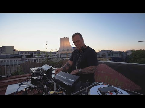 Drumcomplex | Freunde Legen Auf Rooftop | Cologne (Germany)