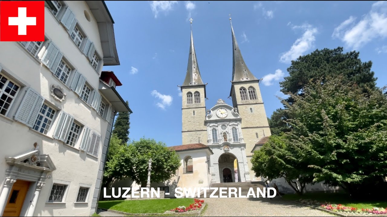 Walking tour around the captivating St. Leodegar's Church.
