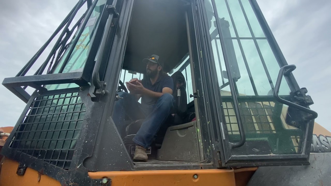 Completed: 2012 Case 821F Articulated Wheel Loader