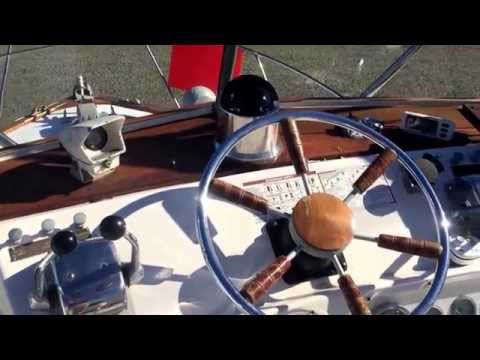 30' Egg Harbor 1973 "Pelican"