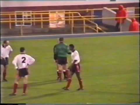 1992-93 Gillingham v Fulham FLT