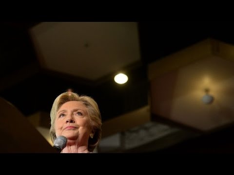Stolen emails detail distress in Clinton campaign