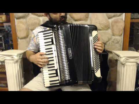 4414 - Imperial Chicago Super Piano Accordion LMMH 41 120 $1299