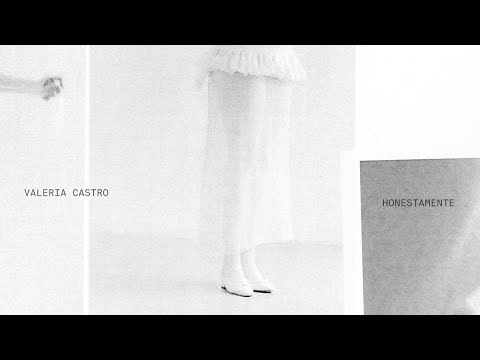 Valeria Castro - honestamente (Lyric Video Oficial)