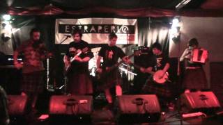 DRINK HUNTERS- All night drunk (Sala Estraperlo 5-6-11)