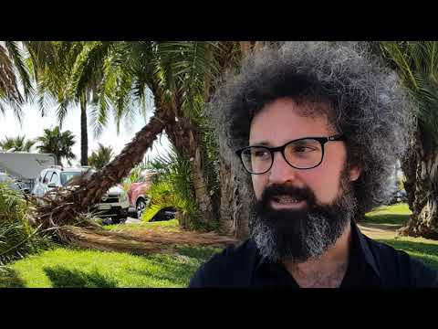 Simone Cristicchi al Tenco: «Un manuale della vera felicità» Simone Cristicchi al Tenco: «Un manuale della vera felicità»