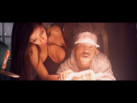 Curren$y (Feat. Cornerboy P) - Sunroof [Official Music Video]