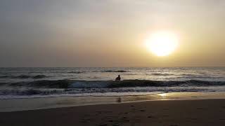 preview picture of video 'Morning swimming at al Hail beach'