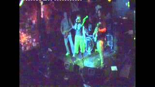 DÉTENTE Ashes Little Devil 2010