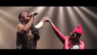 Tara McDonald and Zaho performing Shooting Star - Live at the Olympia Hall (Paris, 2013)