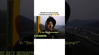 Download lagu Taehyung begging producers to not let him jump🥲💔#bts#kimtaehyung#kpop #viral #shorts mp3